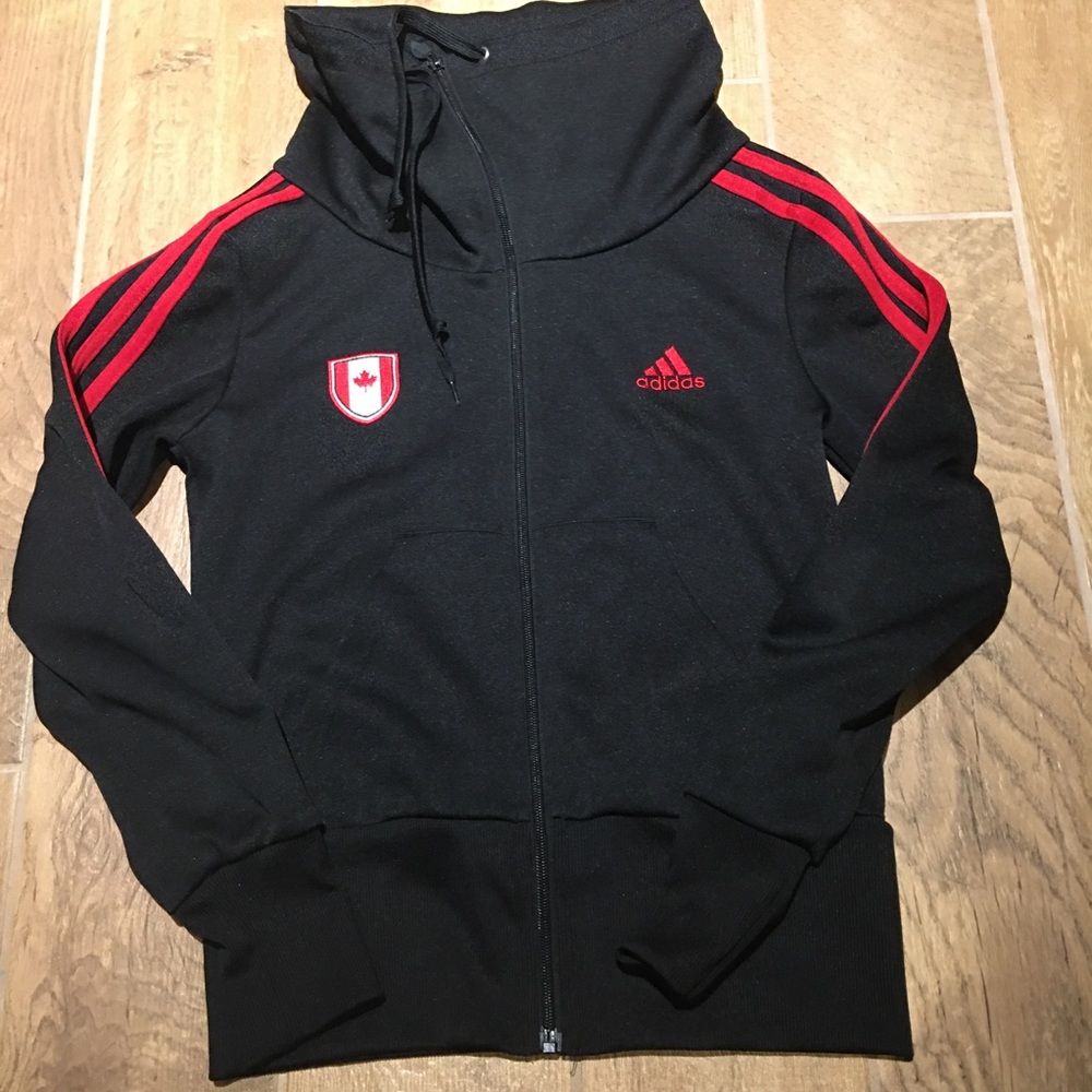 Adidas  Canada flag jacket small